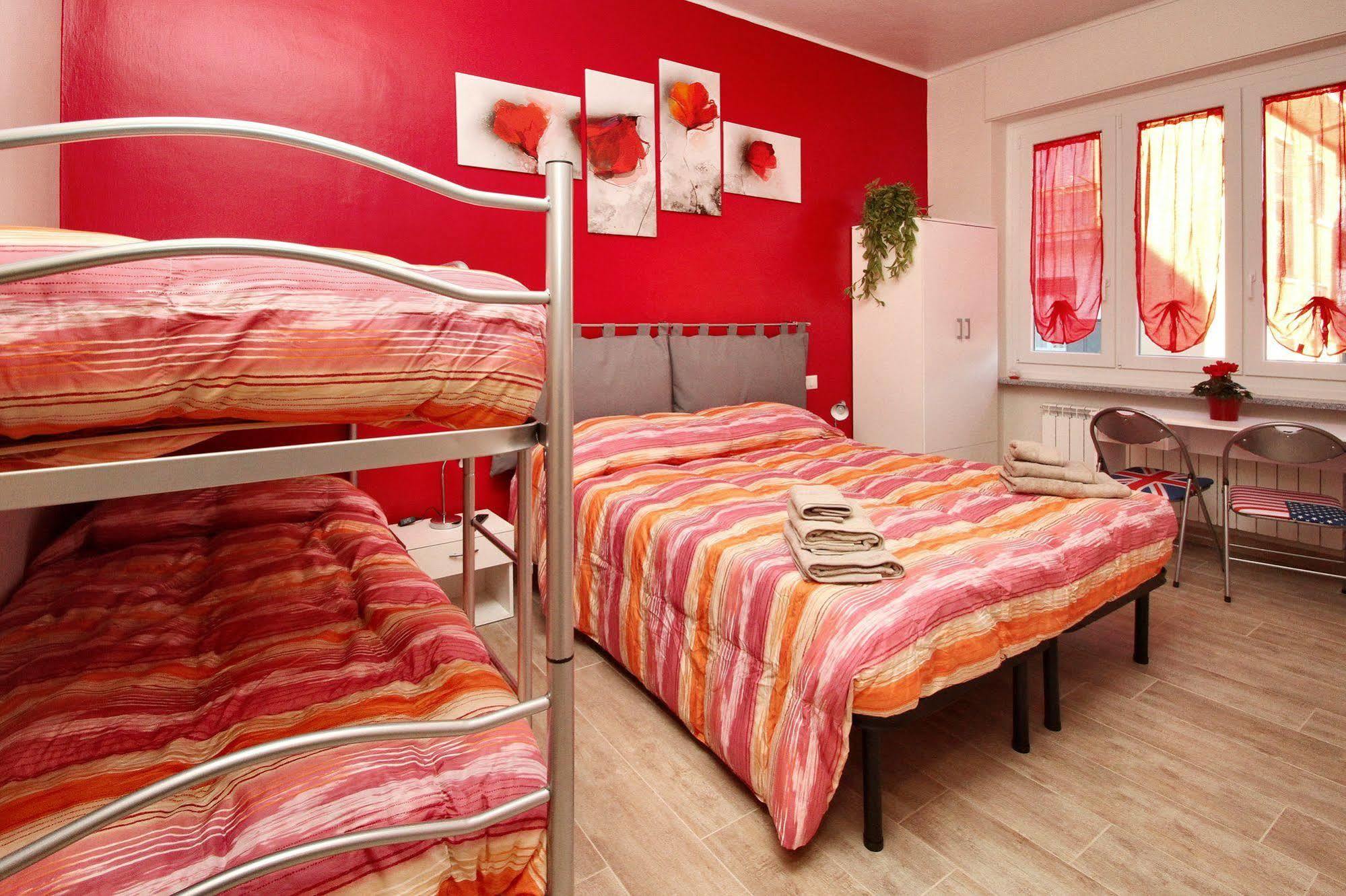 B&B Il Rosso E Il Blu Cuneo Exteriér fotografie