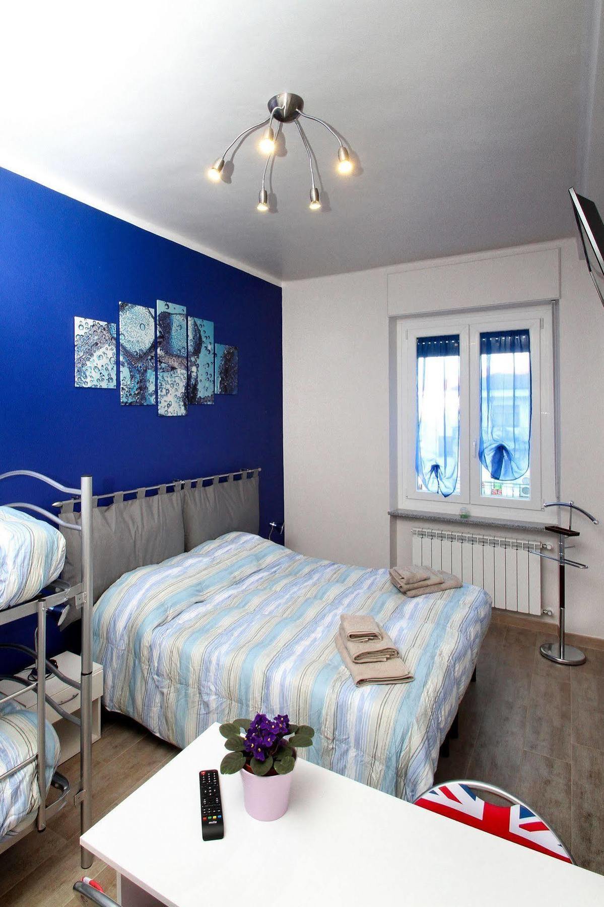 B&B Il Rosso E Il Blu Cuneo Exteriér fotografie
