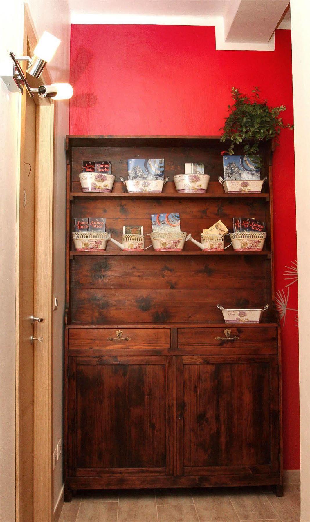 B&B Il Rosso E Il Blu Cuneo Exteriér fotografie